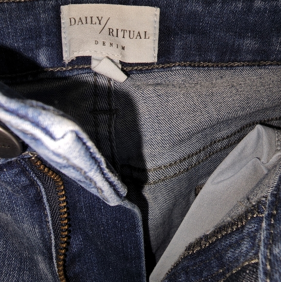 Daily Ritual dark wash jeans - Picture 3 of 6